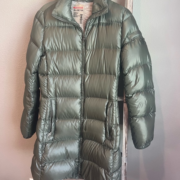XS PRADA moss color puffer jacket - Picture 2 of 9